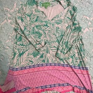 Three quarter length sleeve lightweight beach shirt